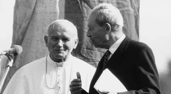 Film über Papstbesuch wird erst um 21 Uhr ausgestrahlt