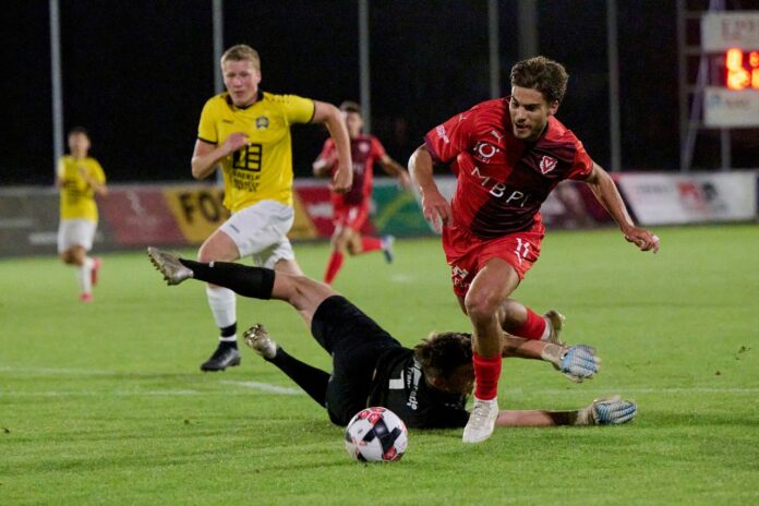 Bild: Angelo Campos im Cupspiel FC Triesenberg II - FC Vaduz I. Foto: Michael Zanghellini