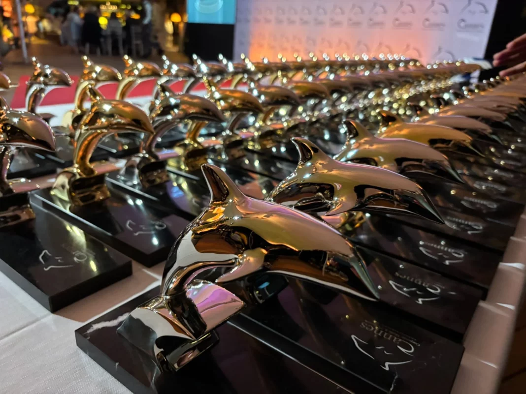 Goldens Abzeichen Bank Frick AG, Balzers