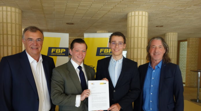 Junge FBP reicht Volksinitiative für doppelten Pukelsheim ein