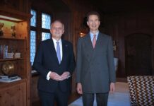 Botschafterinnen und Botschafter akkreditiert