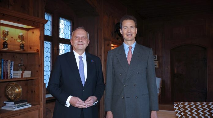 Botschafterinnen und Botschafter akkreditiert