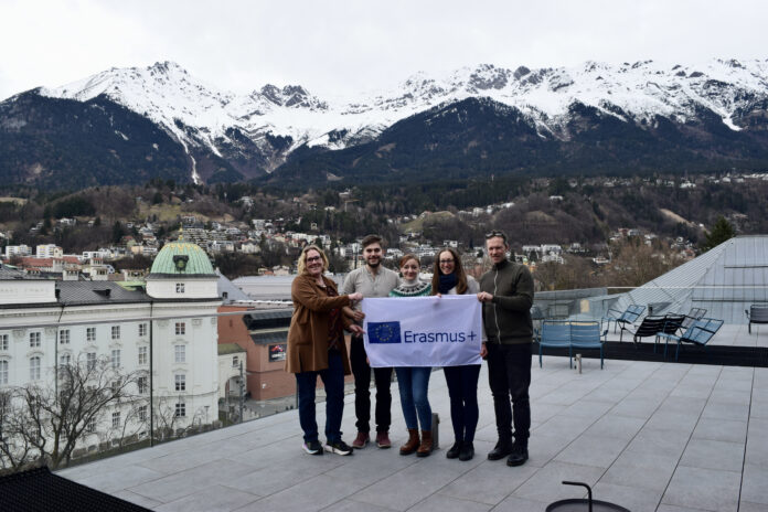 628057F5-6F6C-49B4-9325-D2BDE9D369B1_1_201_a