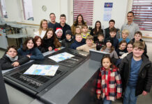 Umweltkalender 2026 zum Thema „Naturnaher Rhein – Raum für Vielfalt“