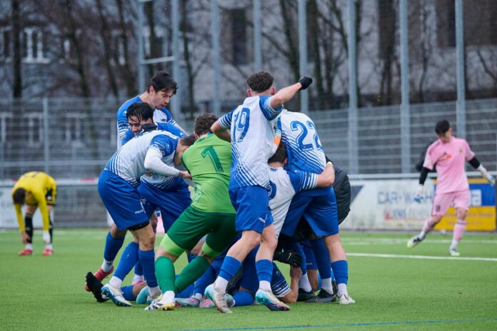 Freude nach der 1-0-Führung in der 87.min. USV gegen AC Taverne am 21.2.2026