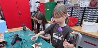Erfolgreiches Osterbasteln beim Makerspace