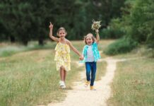 Von Liechtenstein in die Welt: SOS-Kinderdorf Liechtenstein unterstützt Kinder mit 2.4 Millionen Franken