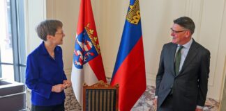 Regierungschefin Brigitte Haas zu Arbeitstreffen in Hessen