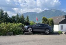 Schänis: Selbstunfall mit Auto – fahrunfähig