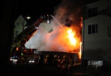 Neun Verletzte nach Vollbrand eines Hauses