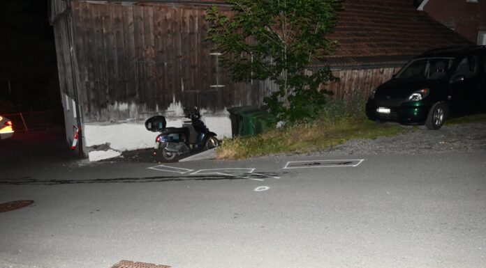 Buchs: Selbstunfall mit Roller