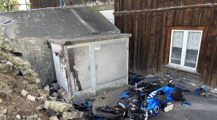 Mehrere, teils Schwerverletzte, bei Unfällen in Uznach, Mols und Nesslau