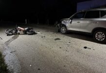 Frontalkollision: Motorradfahrer schwer verletzt
