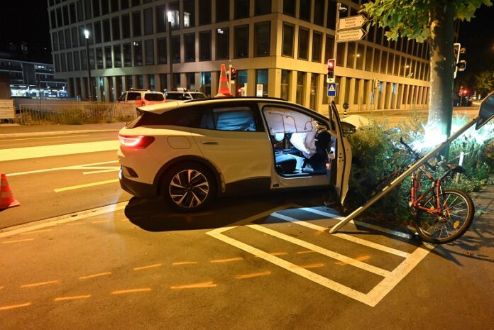 Polizeiauto angefahren und verleztSt.Gallen_1