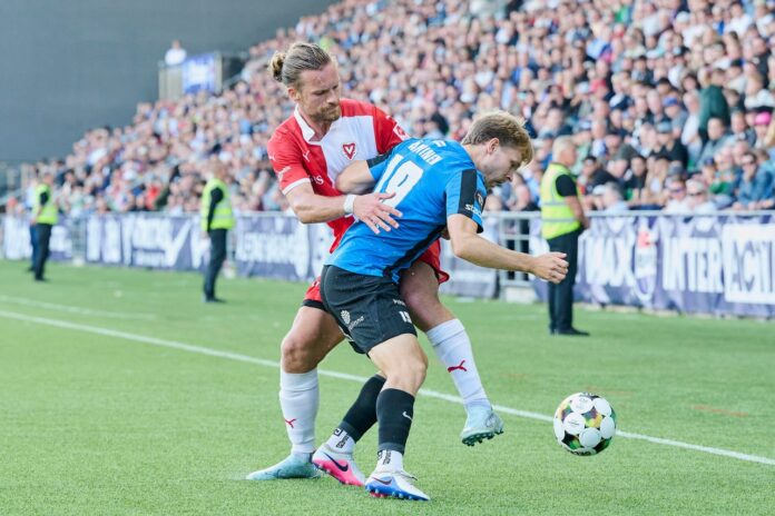 Liridon Berisha (Vaduz) gegen Iiro Jaervinen (Turku) (Michael Zanghellini)