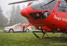 E-Scooter-Fahrer bei Selbstunfall schwer verletzt