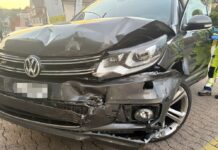 Zuzwil: Fahrunfähig mit Auto in Hausfassade geprallt