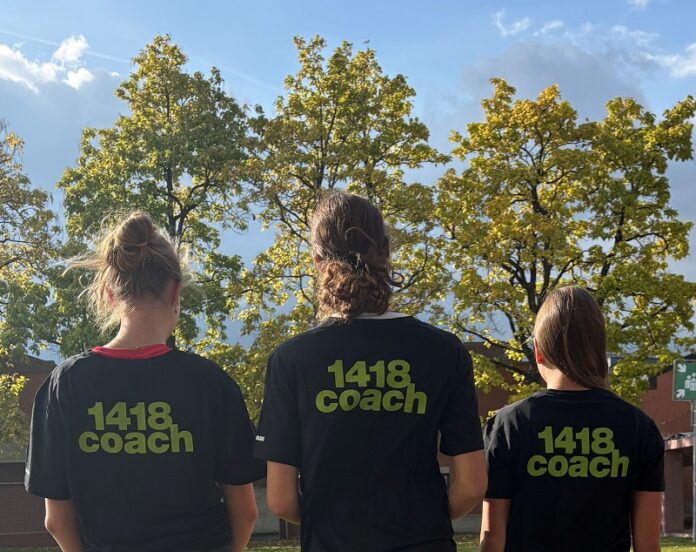 1418 Coach