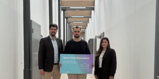 Bank Frick Stipendium an der Universität Liechtenstein vergeben